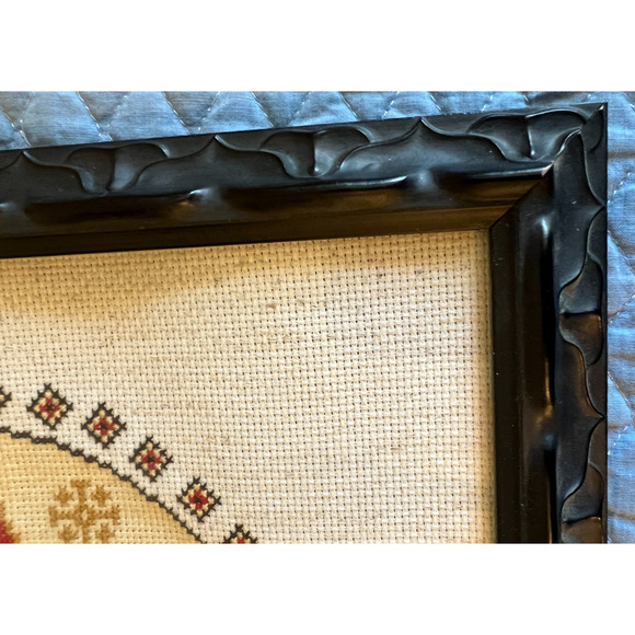 Vintage Swedish Cross-Stitch Wall Hanging Horses Handmade Framed 13"x14" - Picture 4 of 7